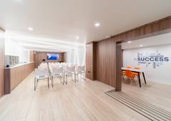 Bayside office: meeting area