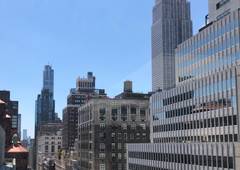 Manhattan office: view of the Empire State Building